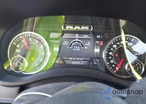 2024 Ram 2500 Big Horn 4X4 6'4 Box z USA, uszkodzony, nr VIN 3C6UR5DJ9RG251316